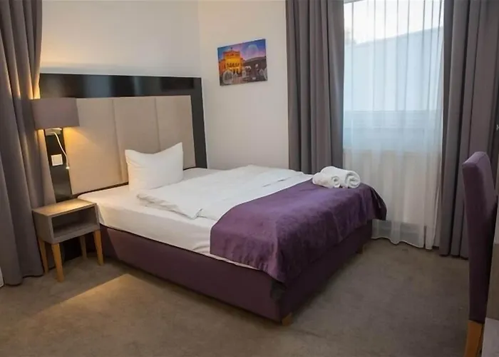 Trip Goethe Business Messe Hotel 3*